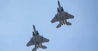 নিখোঁজ পাইলটের খোঁজে থাকা মার্কিন বিমান ধ্বংসের দাবি ইরানের